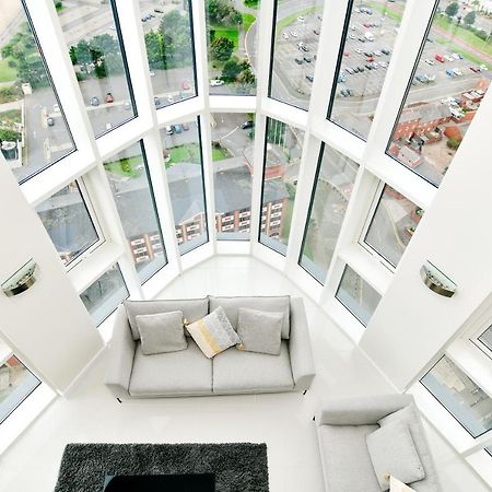 Just Stay Wales - Meridian Quay Penthouses スウォンジー エクステリア 写真