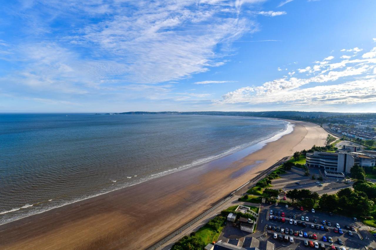 Just Stay Wales - Meridian Quay Penthouses スウォンジー エクステリア 写真