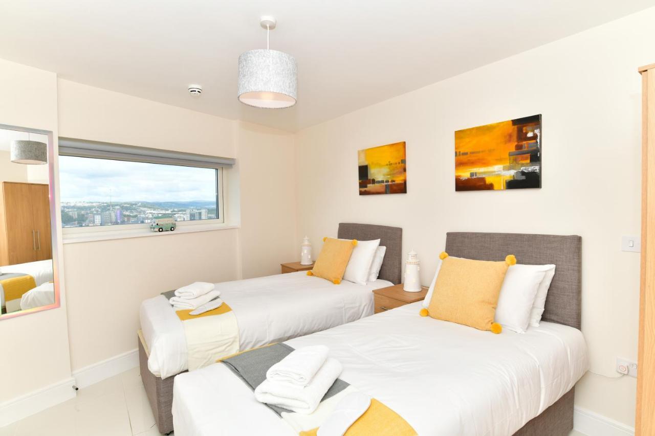 Just Stay Wales - Meridian Quay Penthouses スウォンジー エクステリア 写真