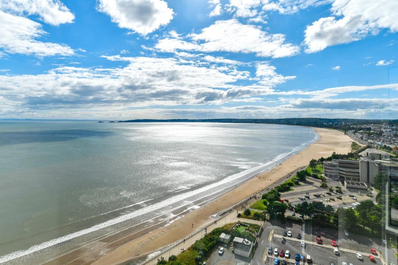 Just Stay Wales - Meridian Quay Penthouses スウォンジー エクステリア 写真