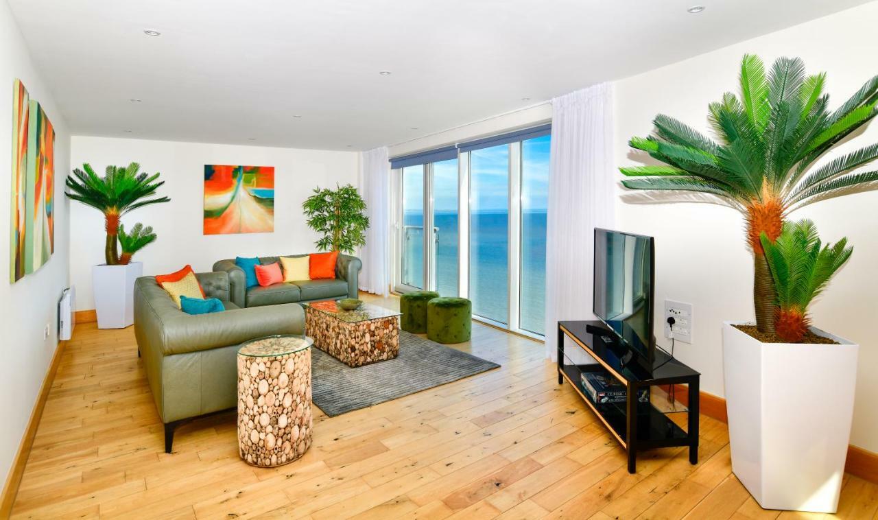 Just Stay Wales - Meridian Quay Penthouses スウォンジー エクステリア 写真